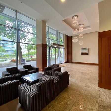 Two Rooms Apartment Triton Park Warschau Exterior foto