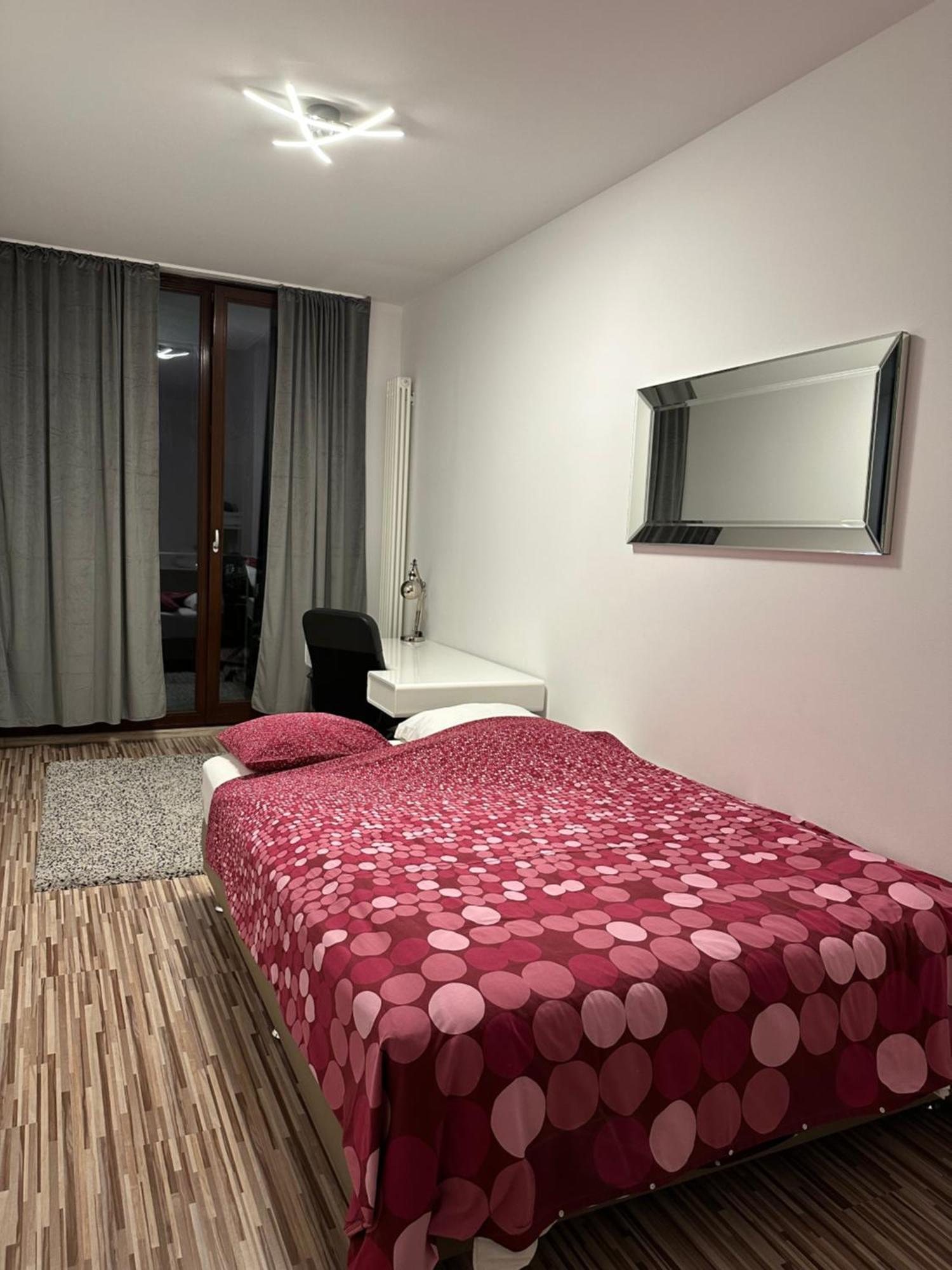 Two Rooms Apartment Triton Park Warschau Exterior foto